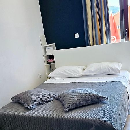Apartments Casablanca Подстрана Экстерьер фото