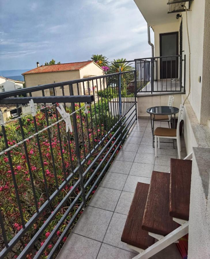 Apartments Casablanca Подстрана Экстерьер фото