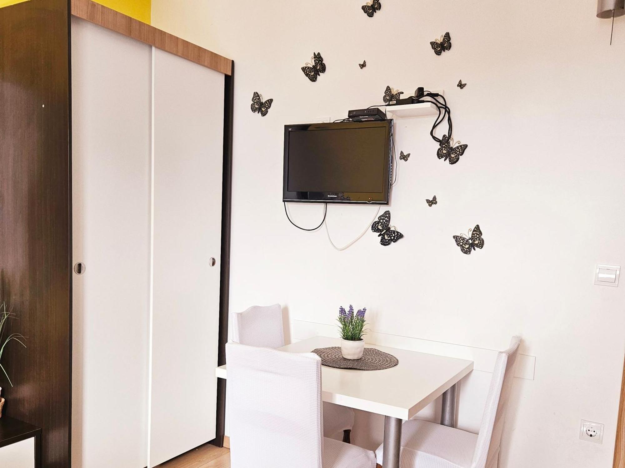 Apartments Casablanca Подстрана Экстерьер фото