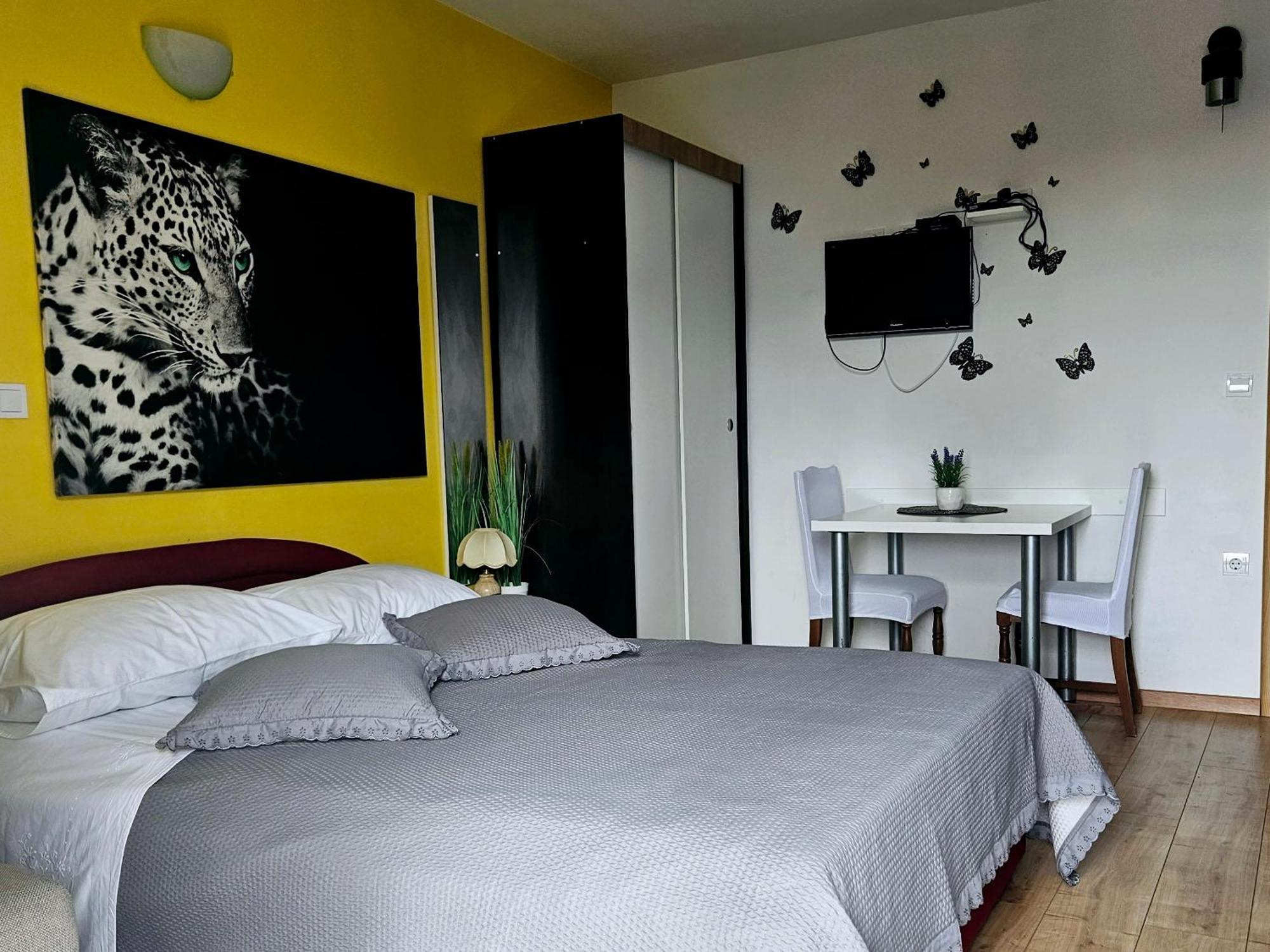 Apartments Casablanca Подстрана Экстерьер фото